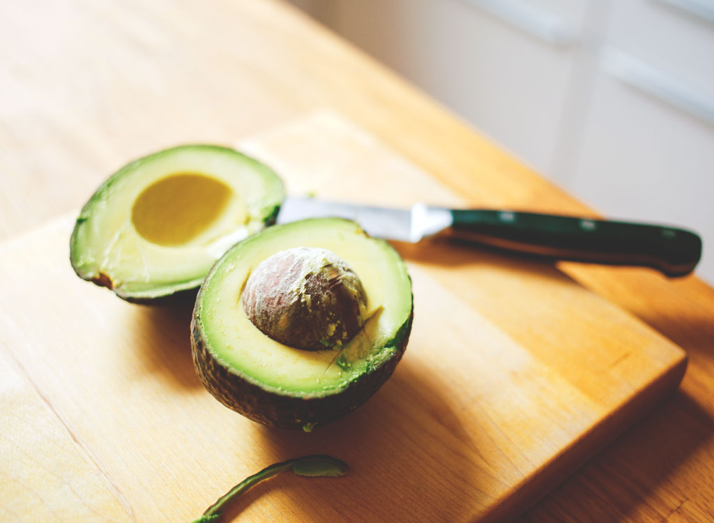  Avocat coupé en deux 