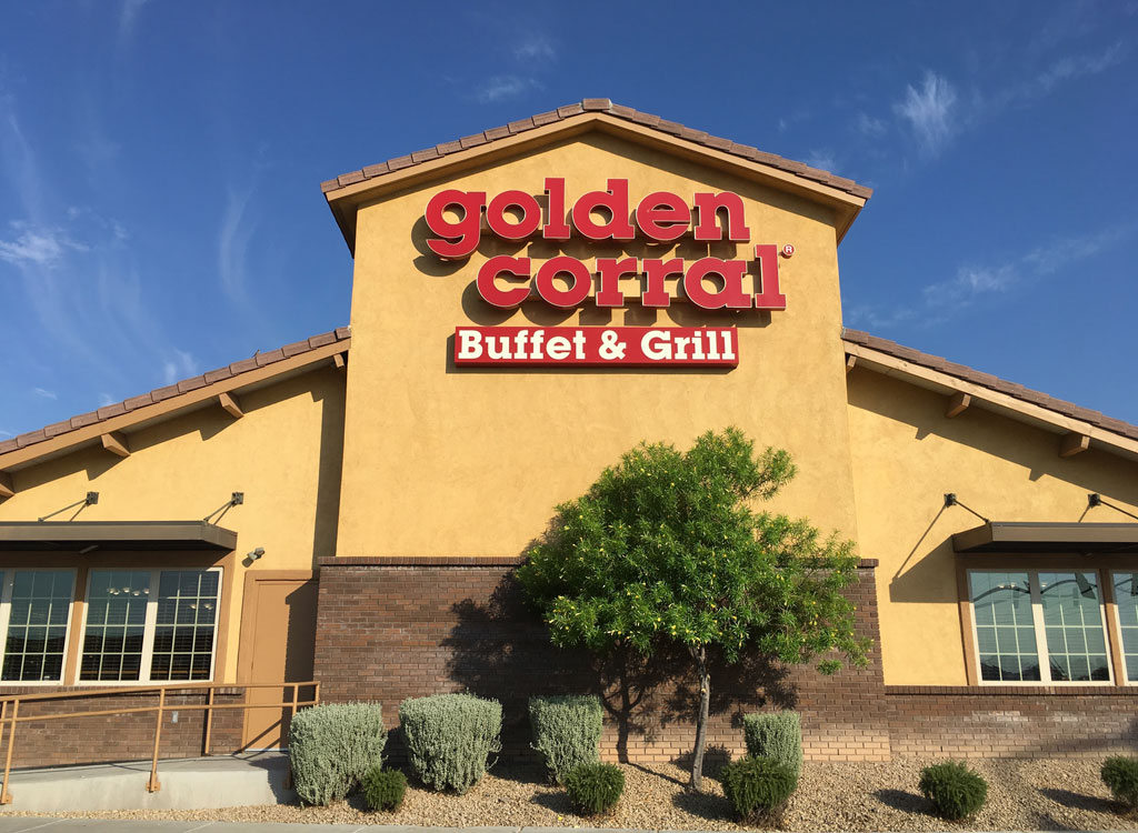 Golden Corral Menu: The Best and Worst Foods — Eat This Not That