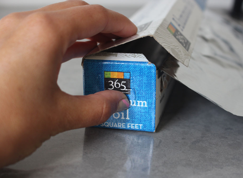 Your Aluminum Foil Box Has A Mind-Blowing Secret Feature