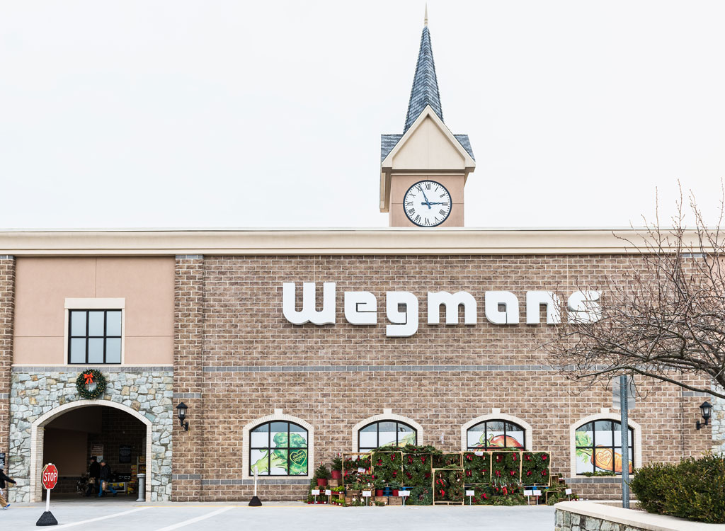 does wegmans have an atm