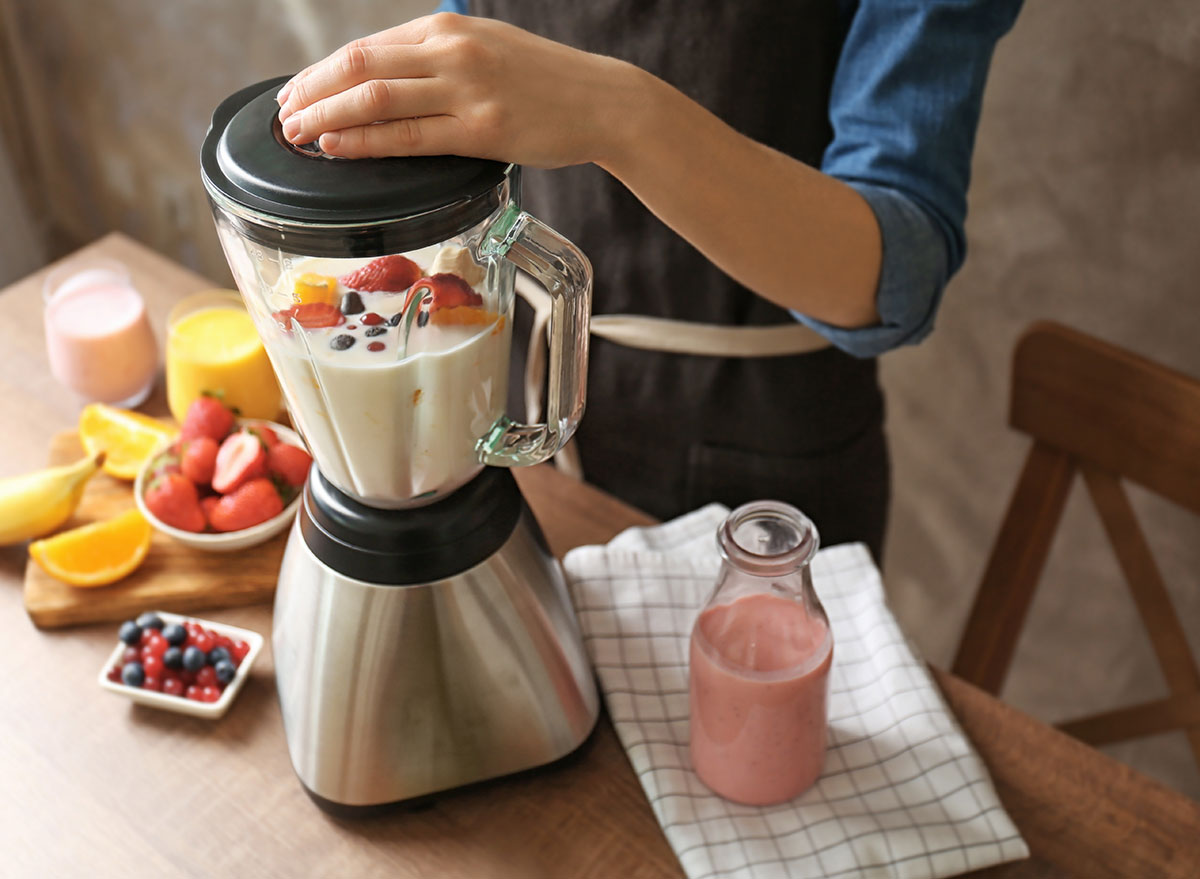 Foods You Should Avoid Putting In Your Blender