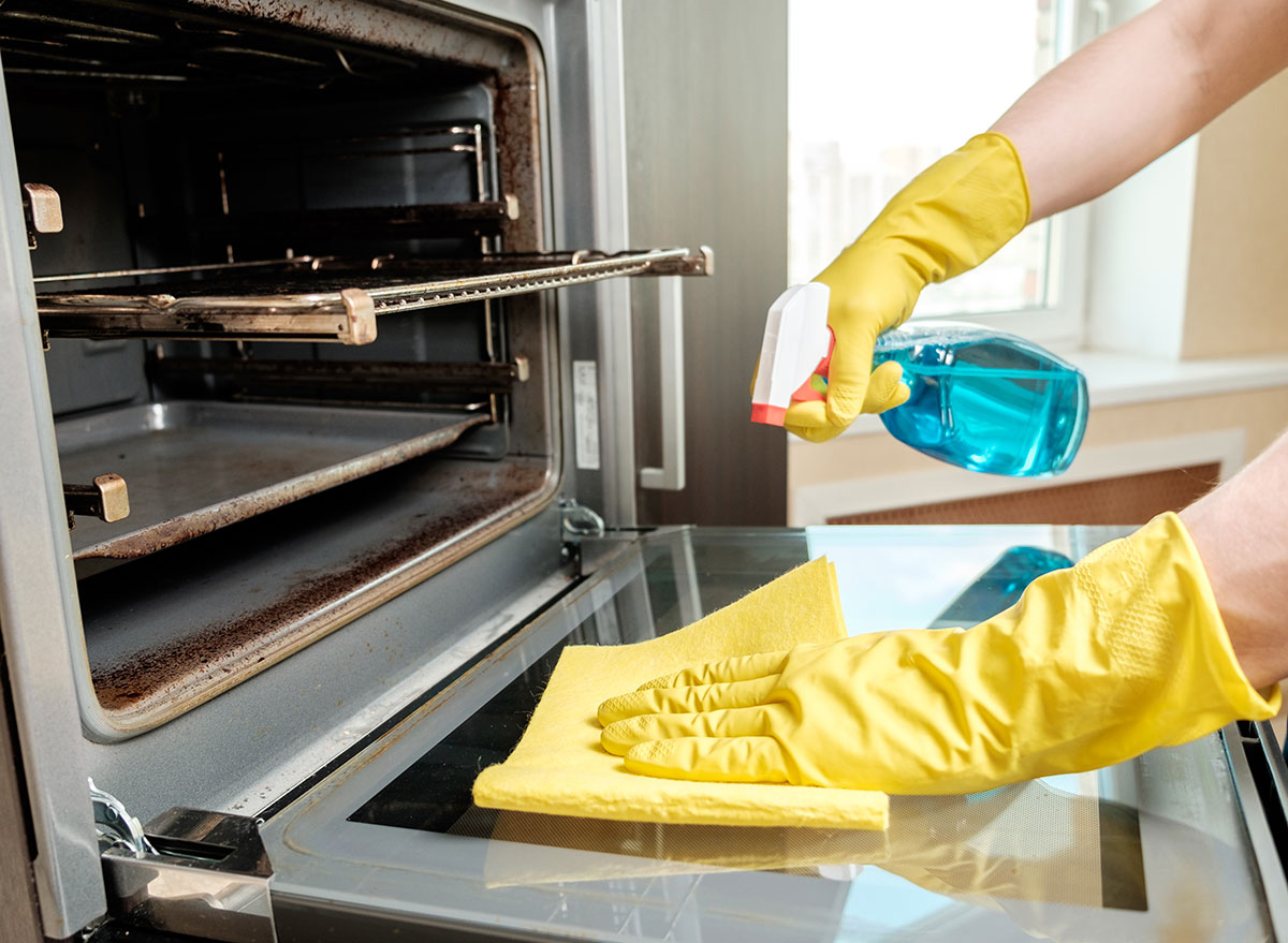Oven Cleaning Tips - Cleany Miami