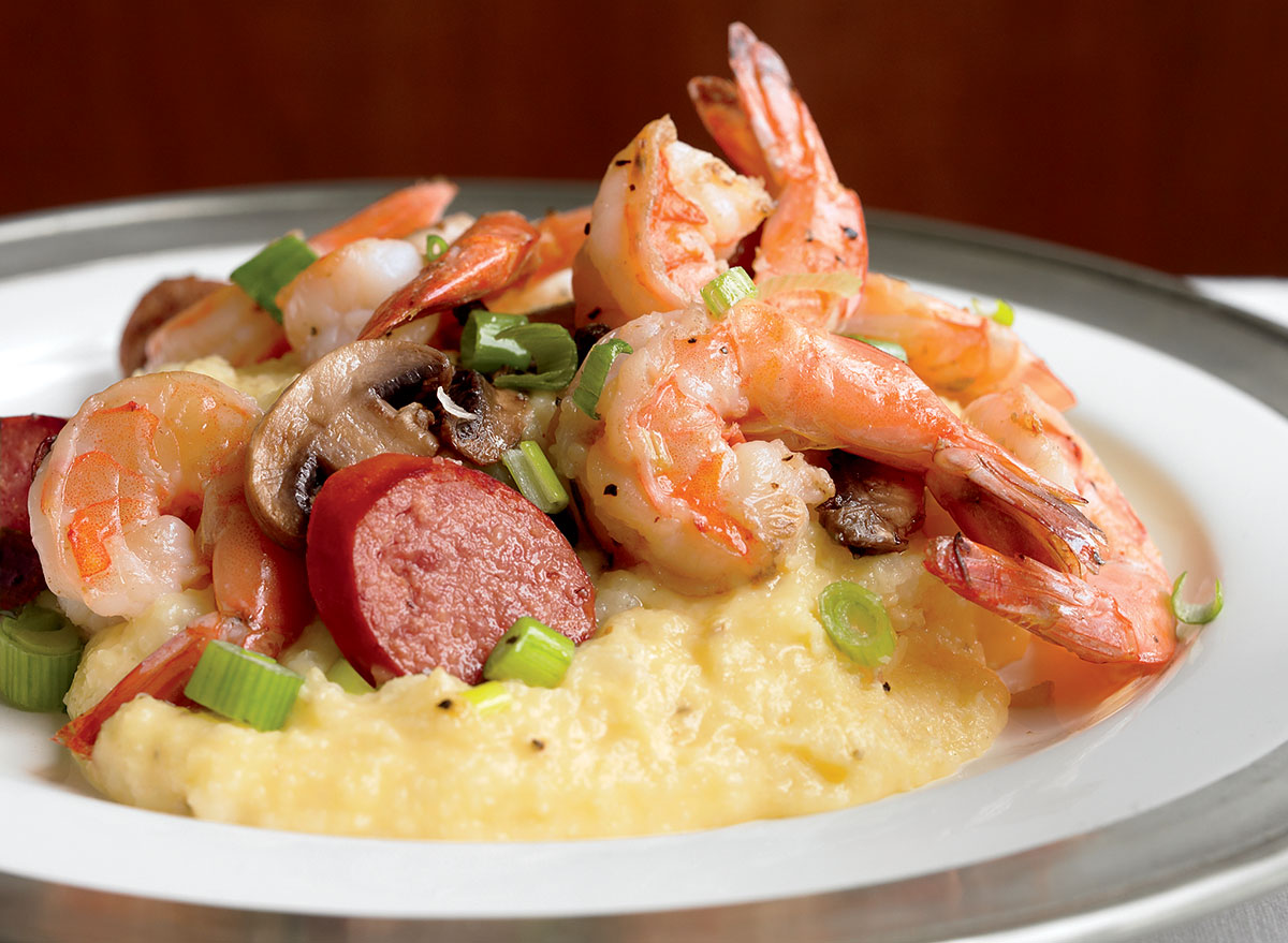 https://www.eatthis.com/wp-content/uploads/sites/4/2019/01/low-calorie-shrimp-grits.jpg?quality=82&strip=1