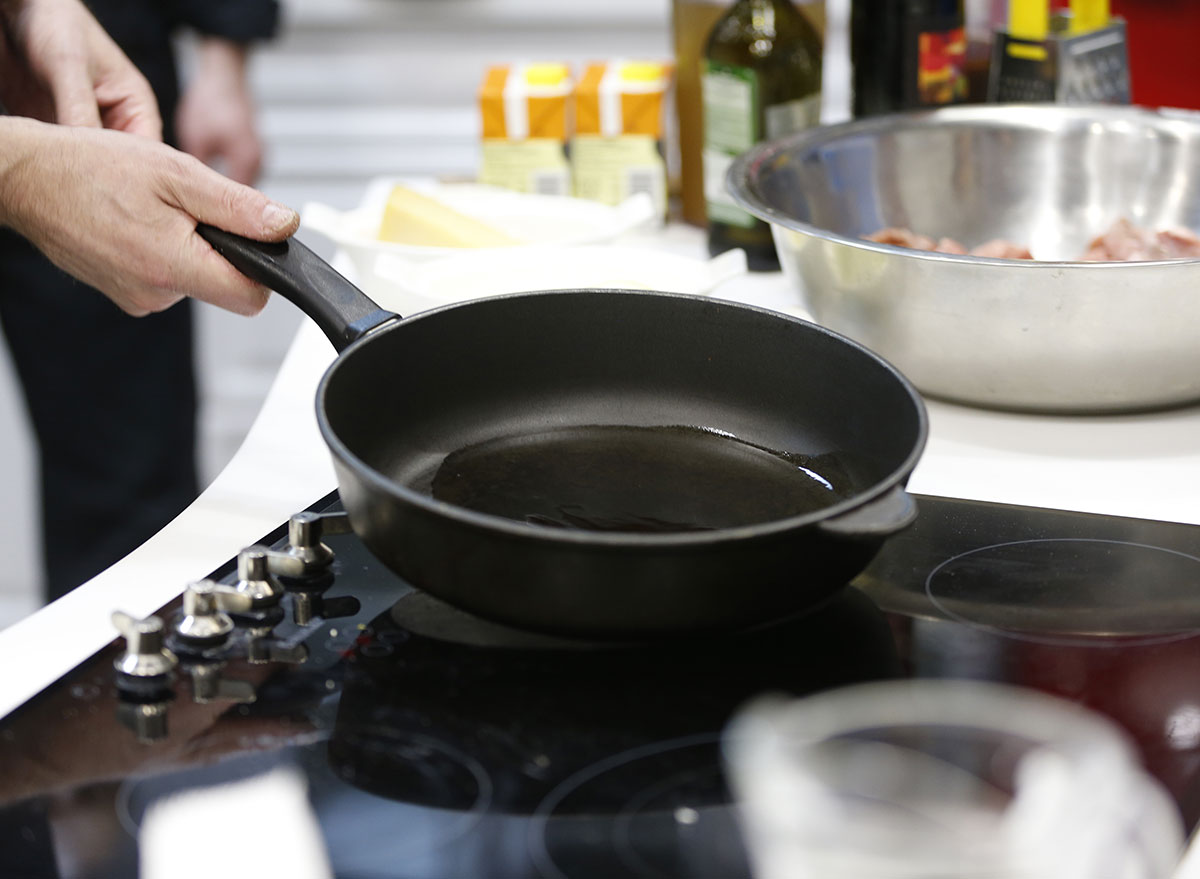 How to care for non-stick pans: 7 mistakes to prevent - TODAY
