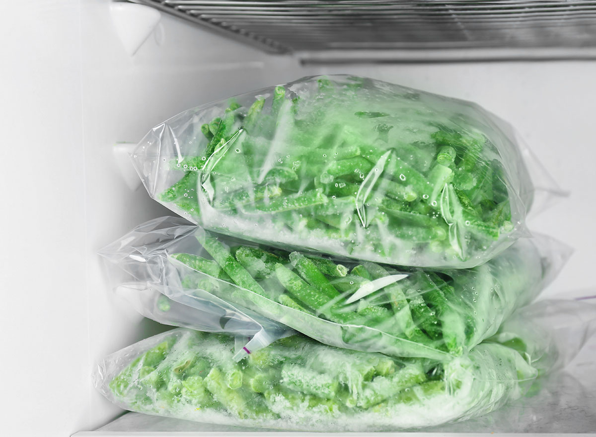 https://www.eatthis.com/wp-content/uploads/sites/4/2019/03/air-filled-frozen-veggie-bags.jpg