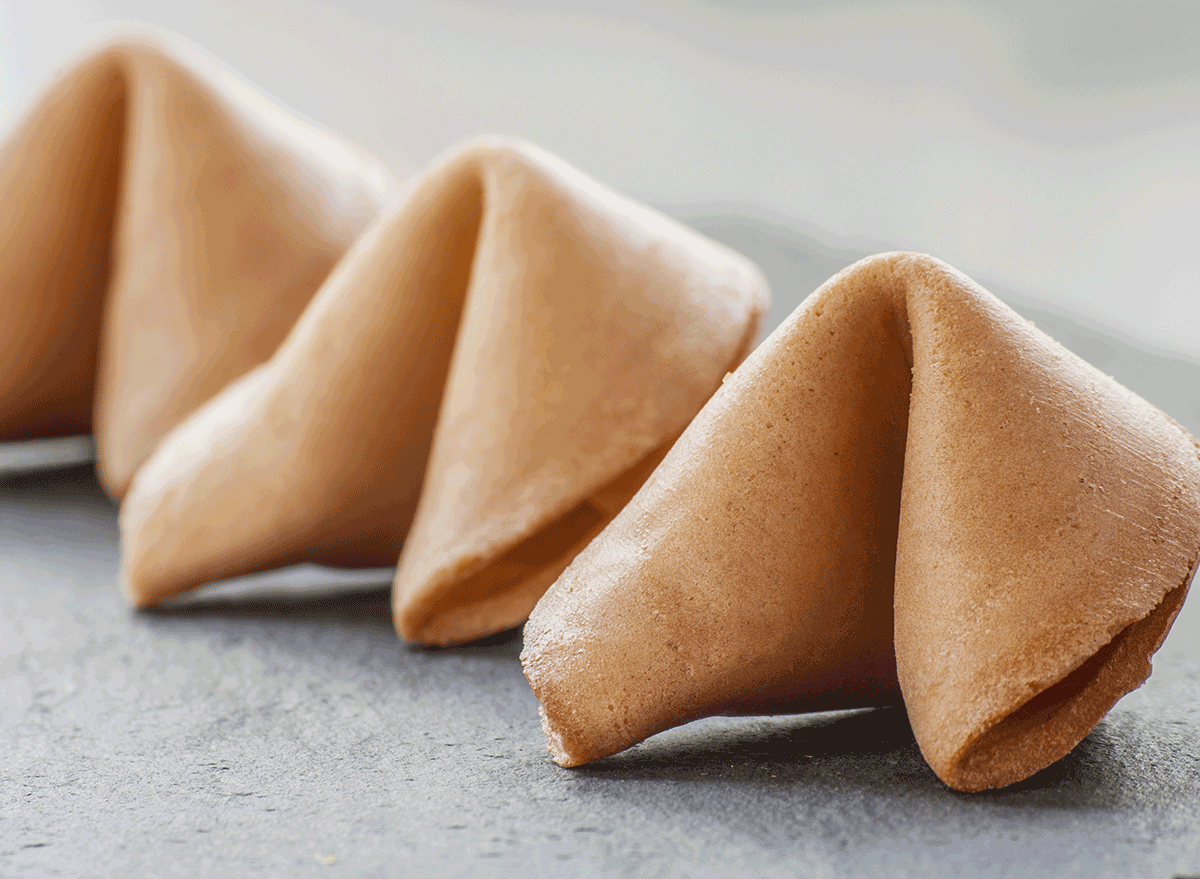 the-origins-of-fortune-cookies-are-neither-chinese-nor-american