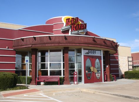 Red Robin Delays This Major Menu Addition Due To Operational Issues