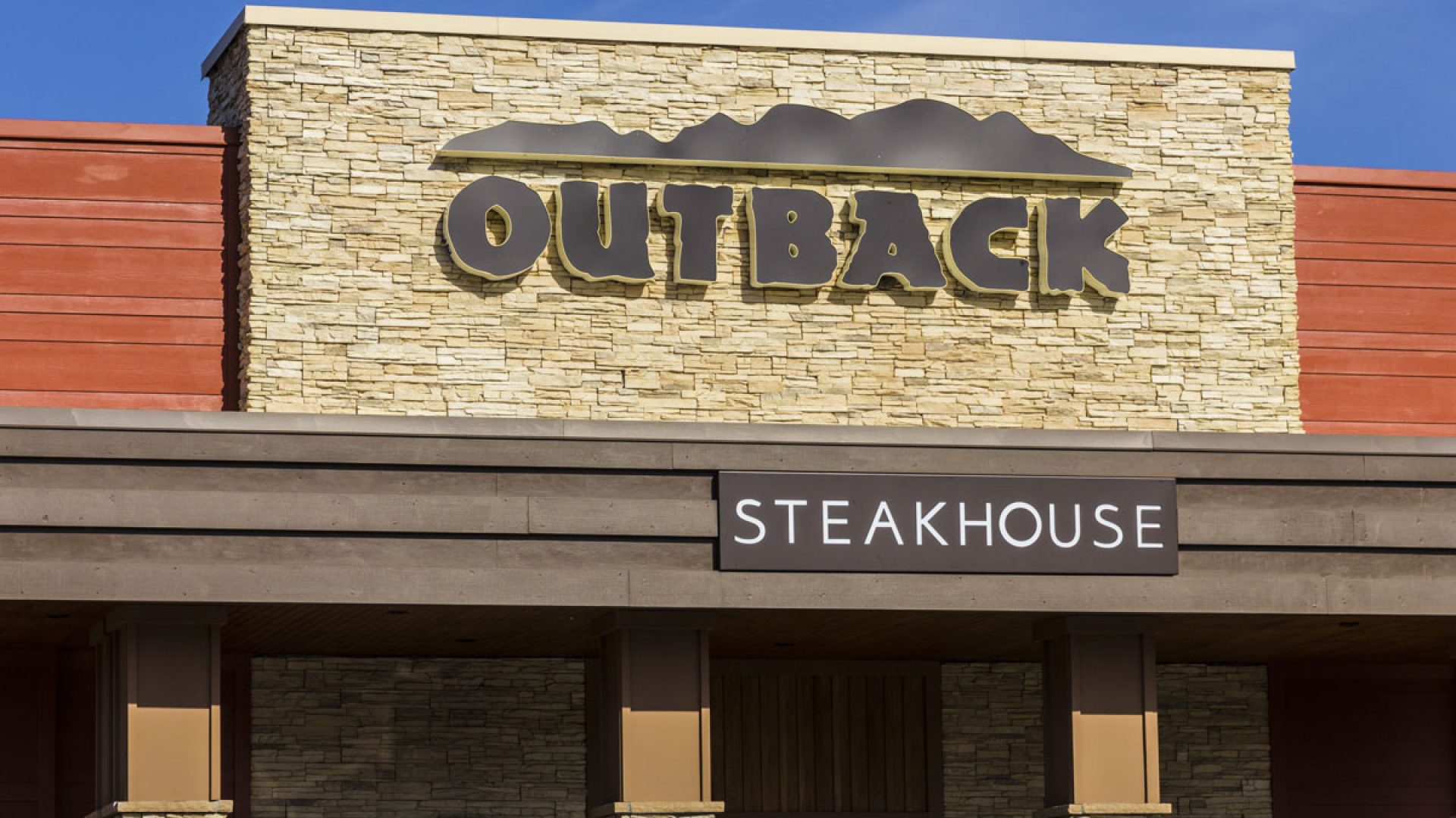 outback-steakhouse-the-best-and-worst-foods-eat-this-not-that
