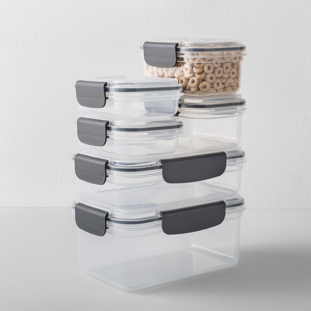 glass containers with gray snapping handles, cheap meal prep containers