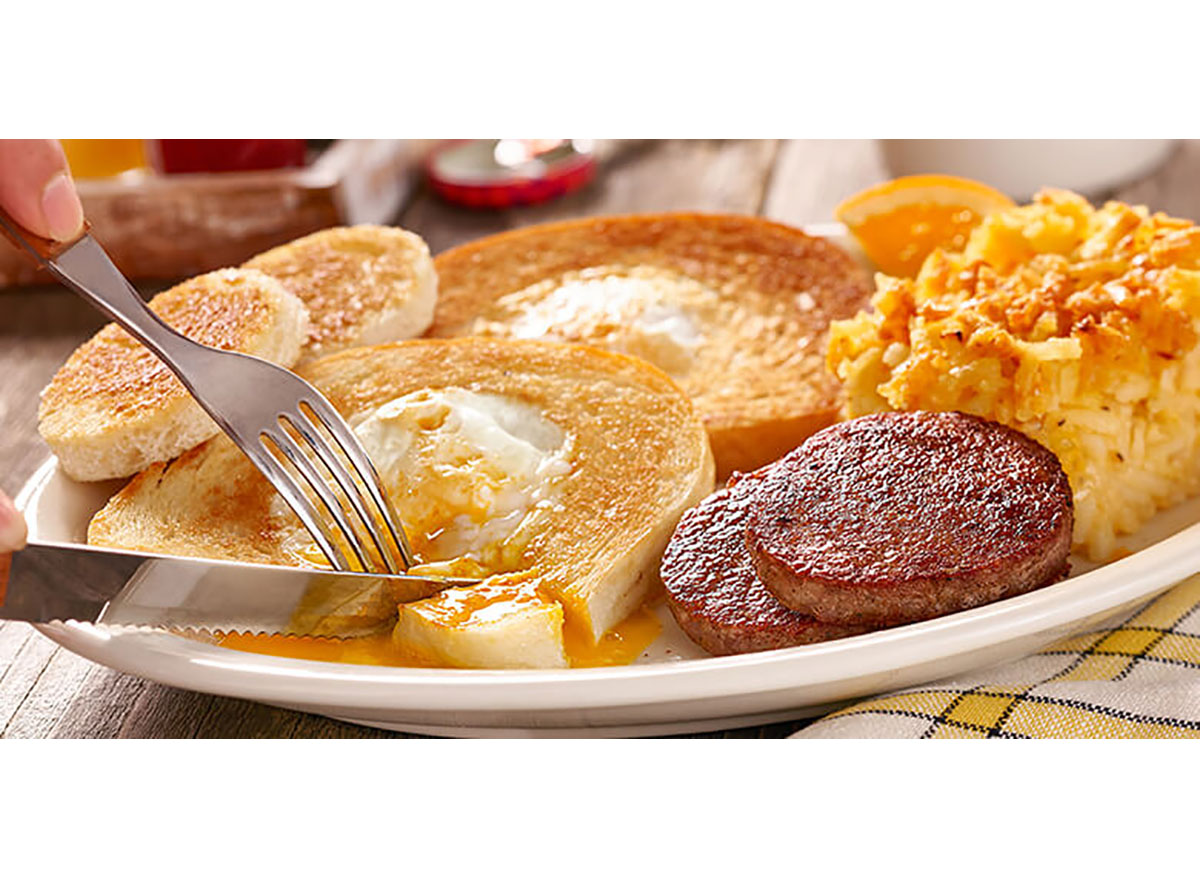cracker-barrel-menu-the-best-and-worst-foods-eat-this-not-that