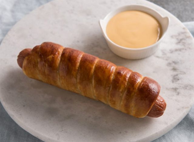 auntie annes original pretzel dog