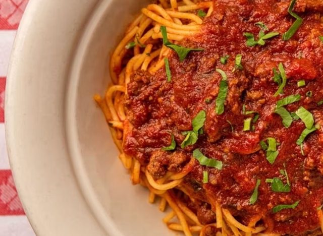 Maggiano's Spaghetti with Meat Sauce 
