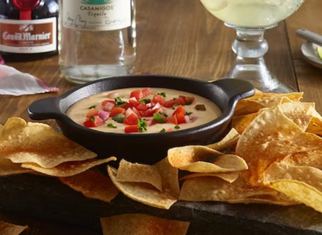Ruby Tuesday Cheddar Cheese Queso & Chips 