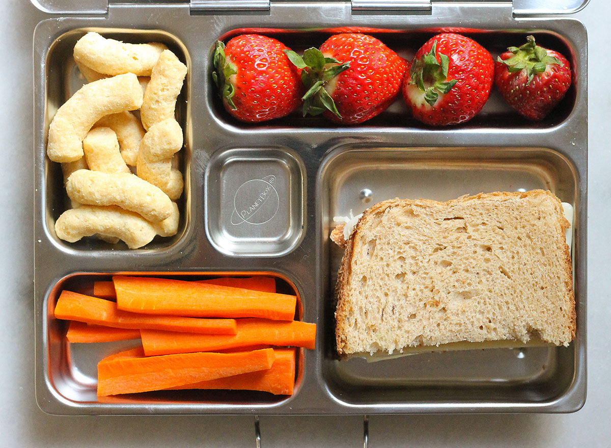 Hummus & Carrots Bento Box Lunch