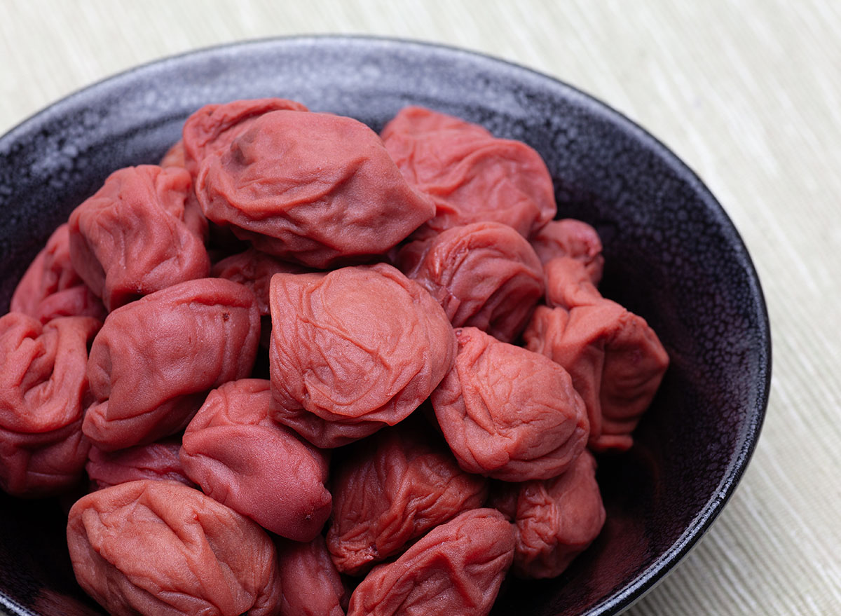 umeboshi-is-the-japanese-superfood-you-need-eat-this-not-that