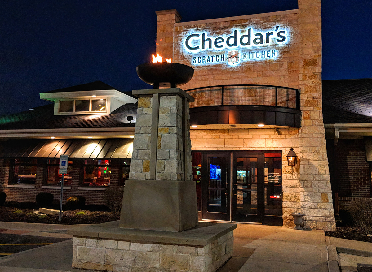 Cheddar S Scratch Kitchen The Best And Worst Foods Eat This Not That   Cheddars Scratch Kitchen 