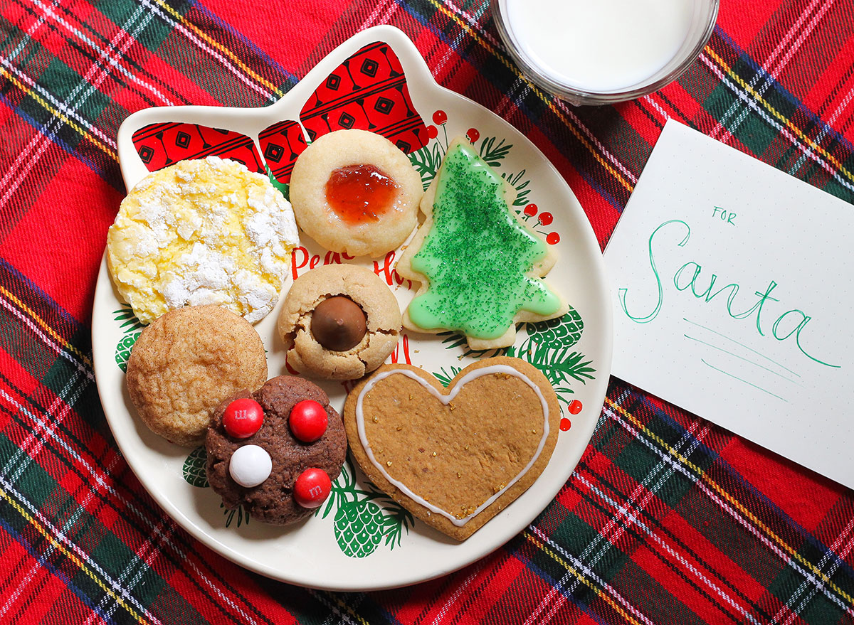 17 Best Christmas Cookies For Santa — Eat This Not That