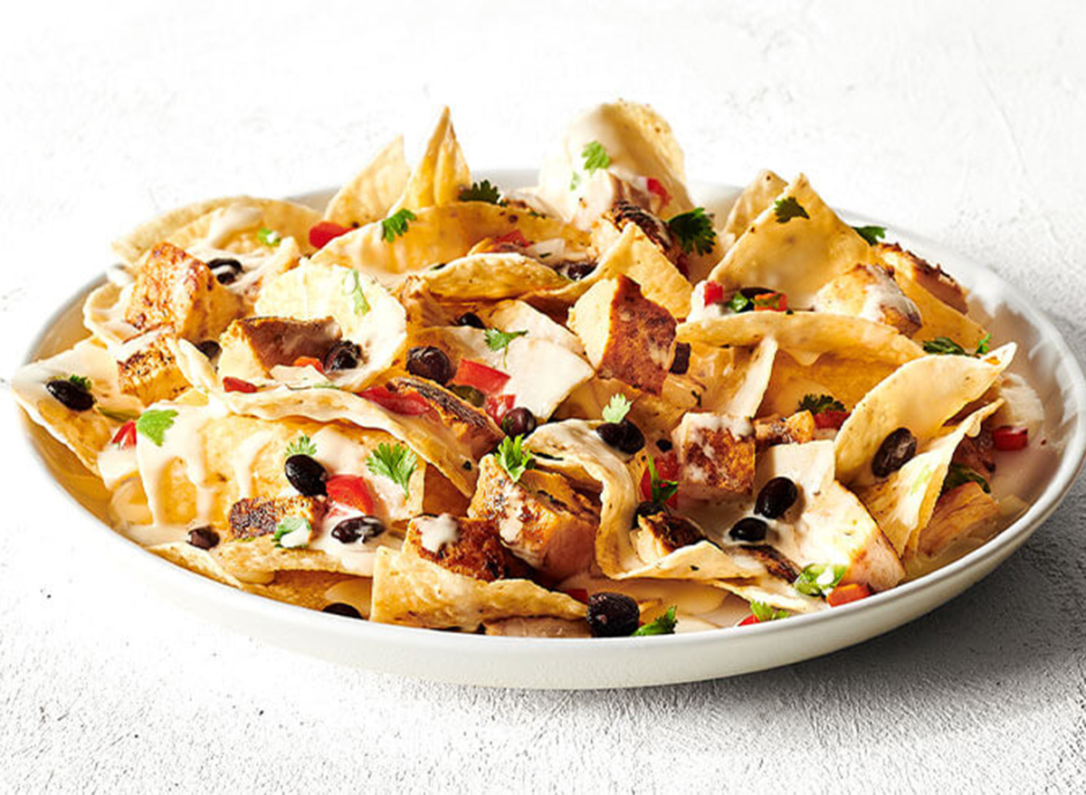 10 Fast-Food Chains That Serve the Best Nachos