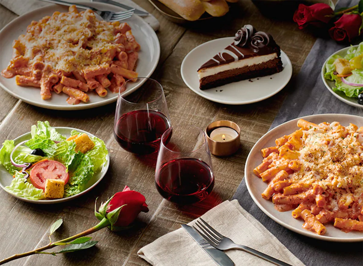 These Are the Best Valentine's Day Restaurant Deals — Eat This Not That