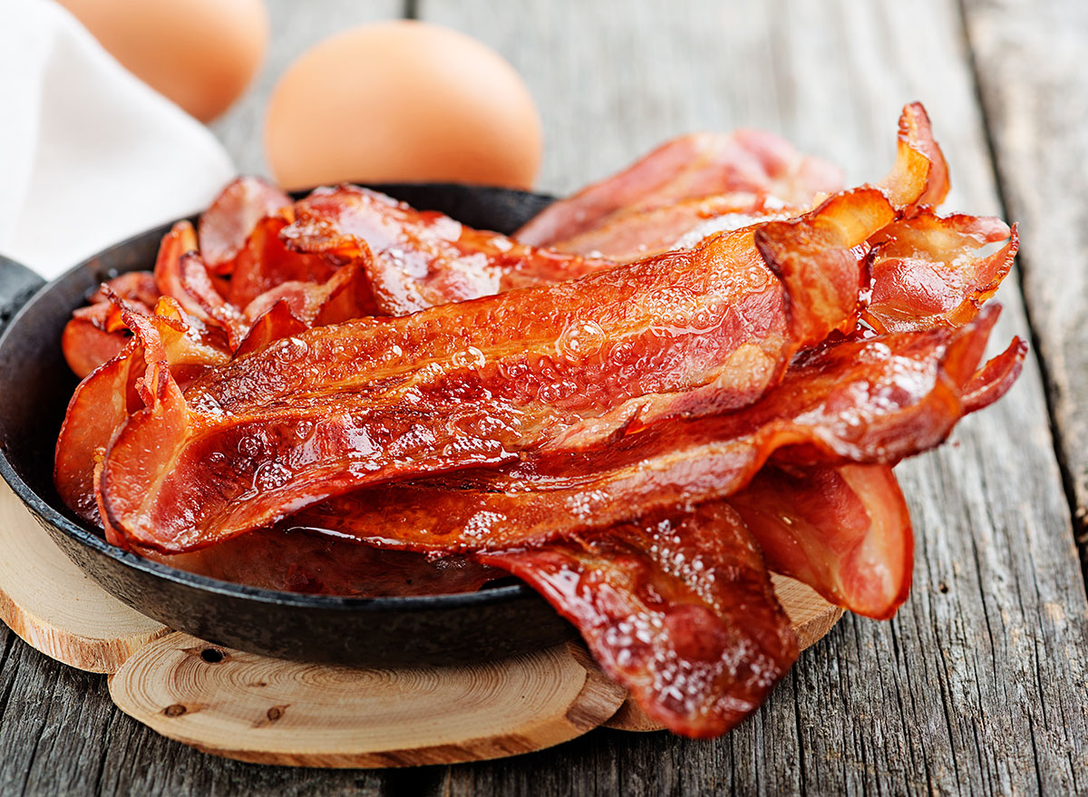https://www.eatthis.com/wp-content/uploads/sites/4/2020/03/bacon.jpg?quality=82&strip=1