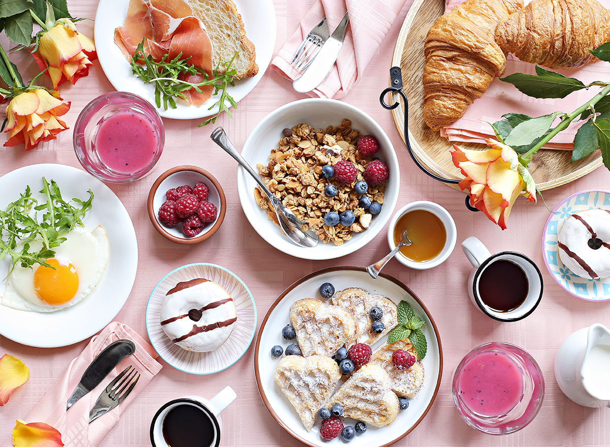 Have An Epic (and Socially Distant) Boozy Brunch At Home — Eat This Not 