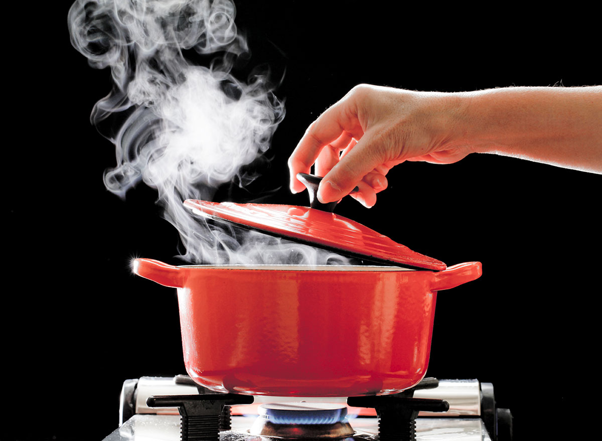 30 Dangerous Kitchen Items and How to Use Them — Eat This Not That