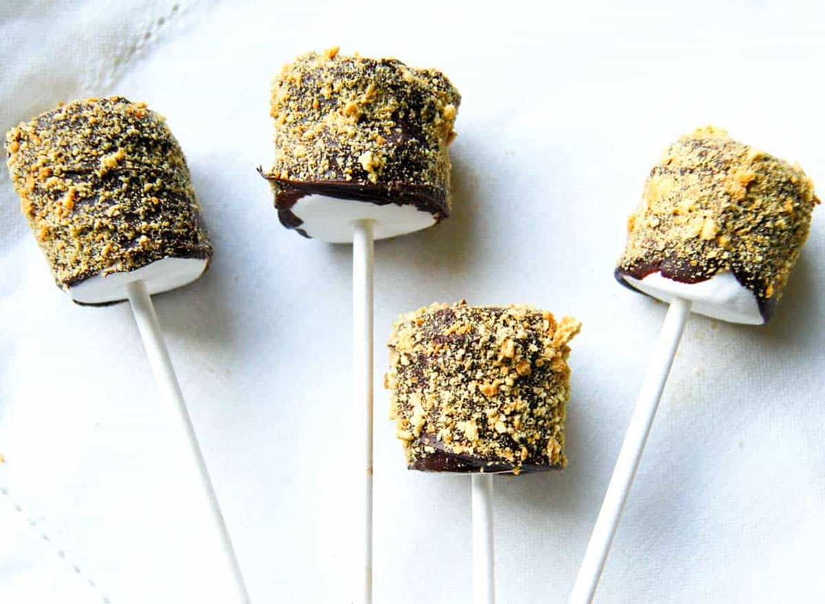 https://www.eatthis.com/wp-content/uploads/sites/4/2020/04/smores-pops.jpg?quality=82&strip=all