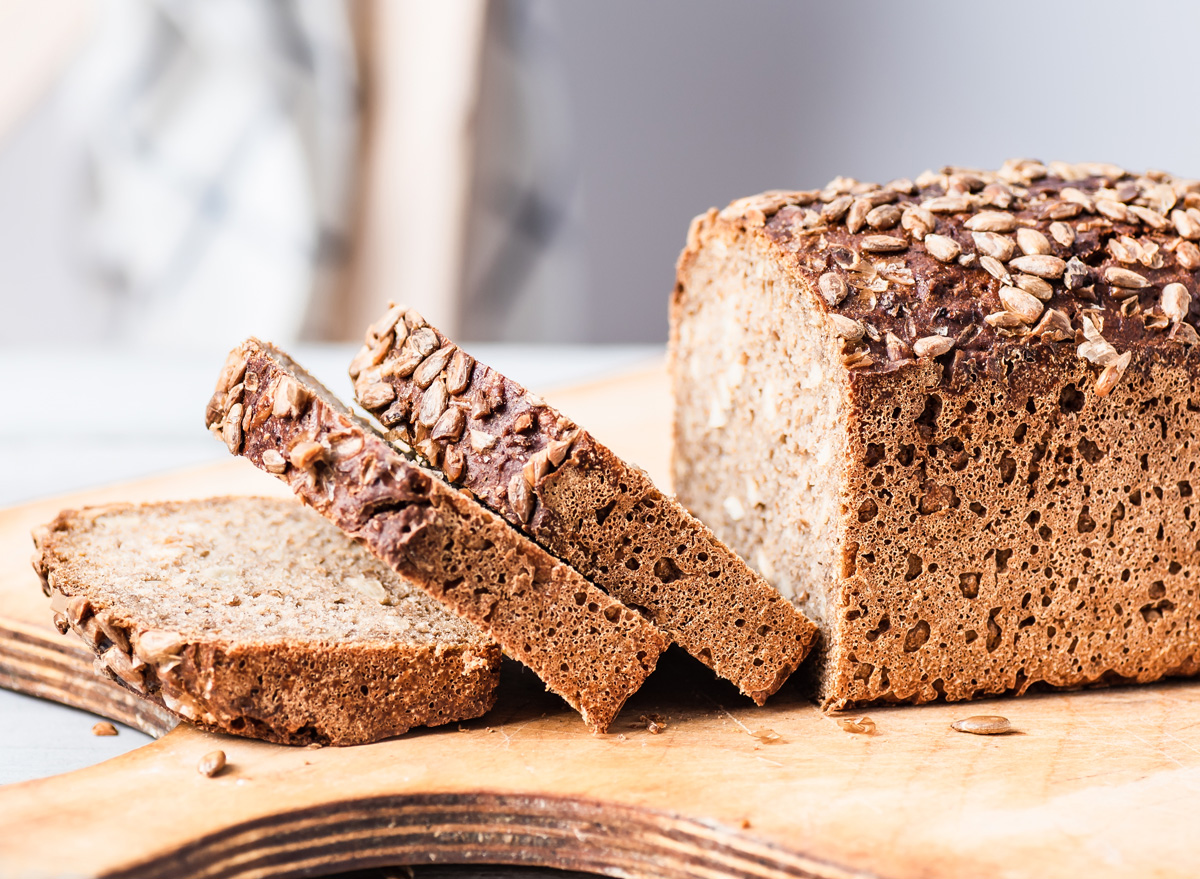 the-healthiest-bread-loaves-in-stores-eat-this-not-that