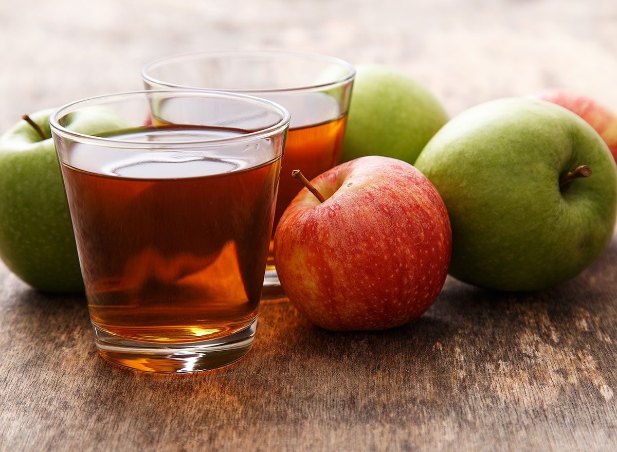 What Happens to Your Body When You Drink Apple Juice — Eat This Not That