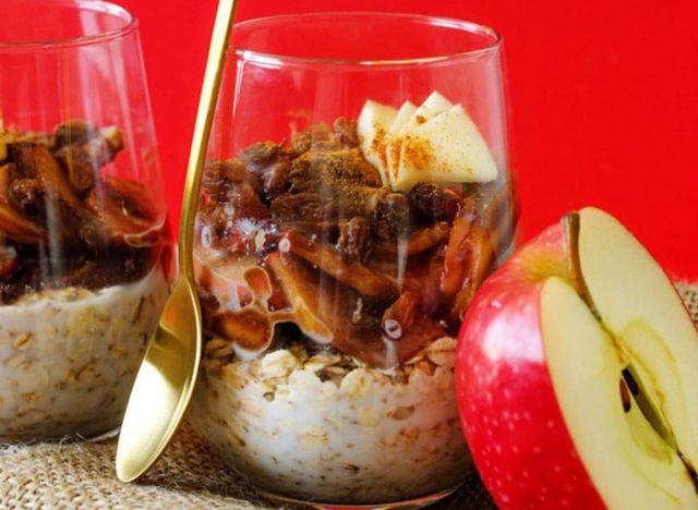 apple pie overnight oats