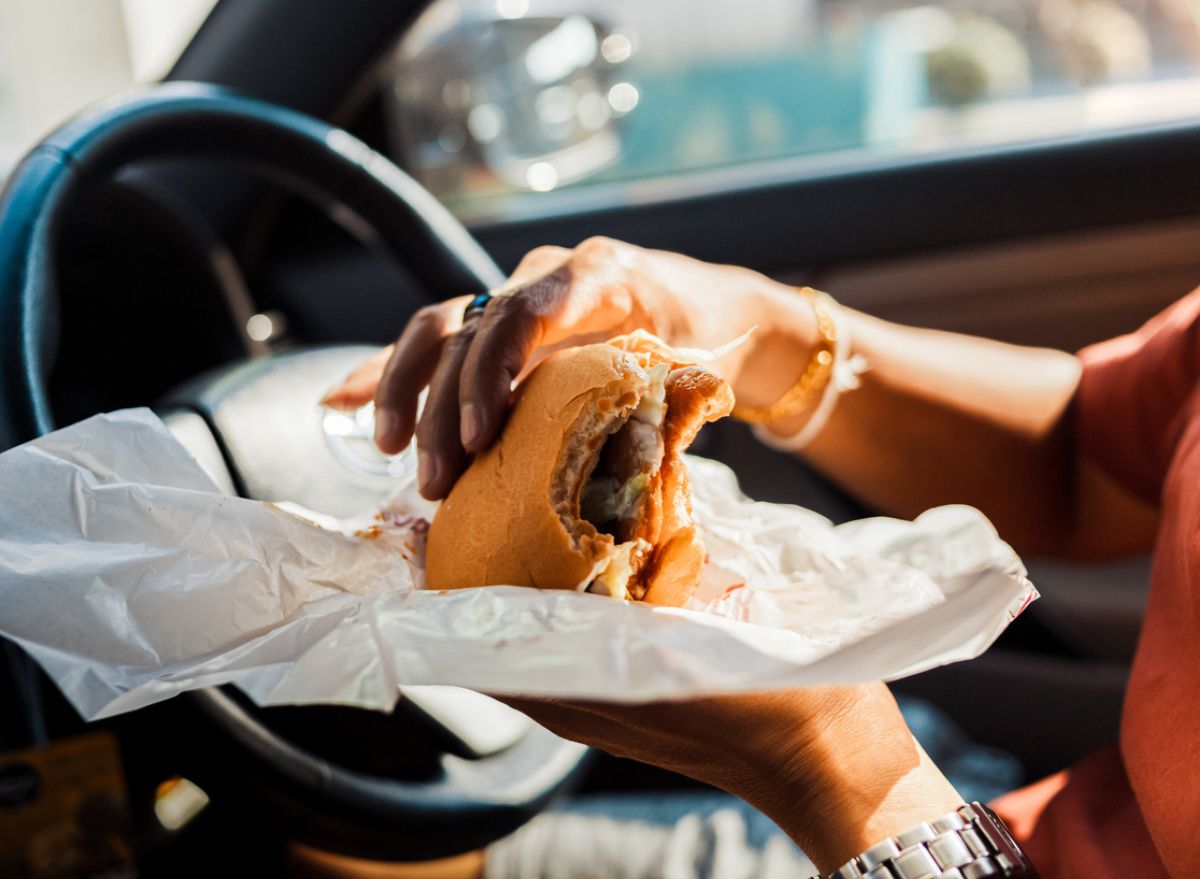 6 Dangerous Side Effects of Eating Fast Food Every Day