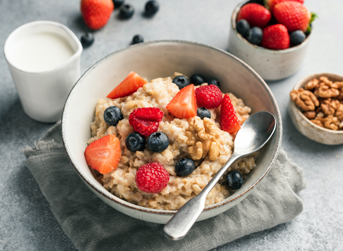 Weight Loss and Flat Belly: How many calories should you eat in breakfast