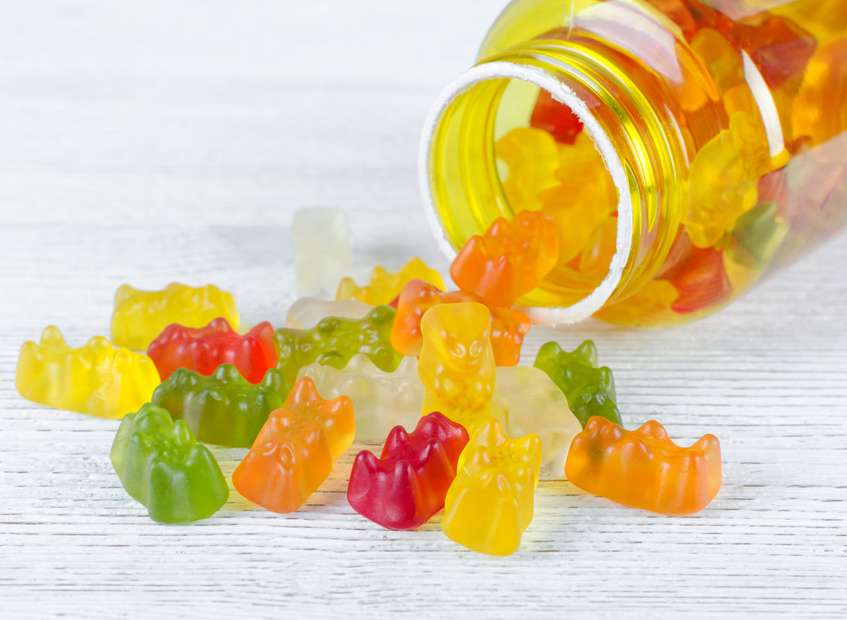 what-happens-to-your-body-when-you-take-too-many-gummy-vitamins-eat