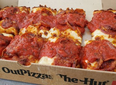 pizza hut detroit style pizza