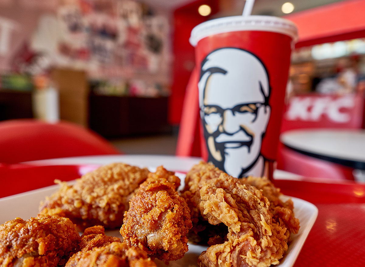 7 Fast-Food Chains That Serve the Best Chicken Wings