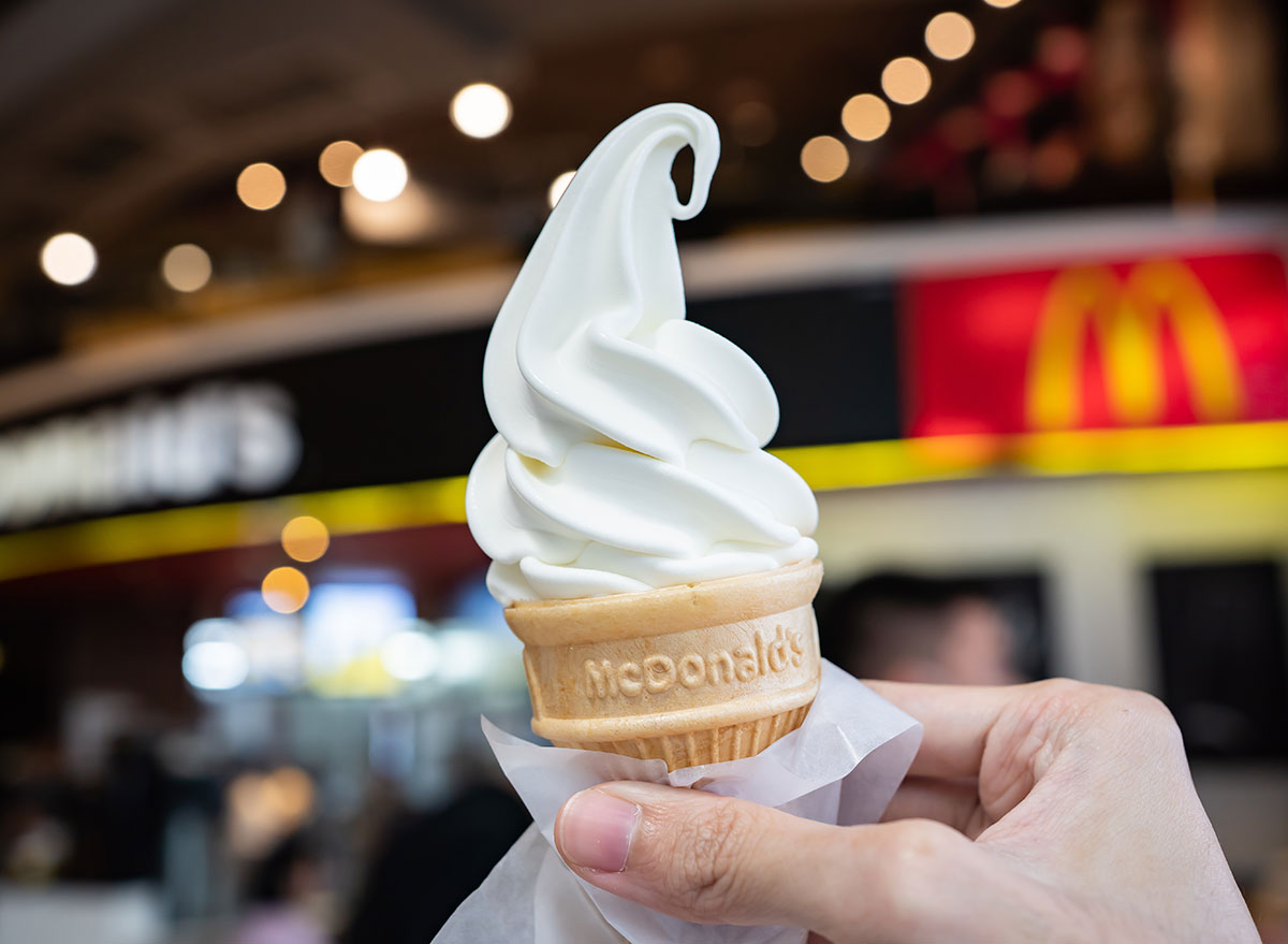The Best Ice Creams To Order At Fast Food Chains Say Dietitians — Eat
