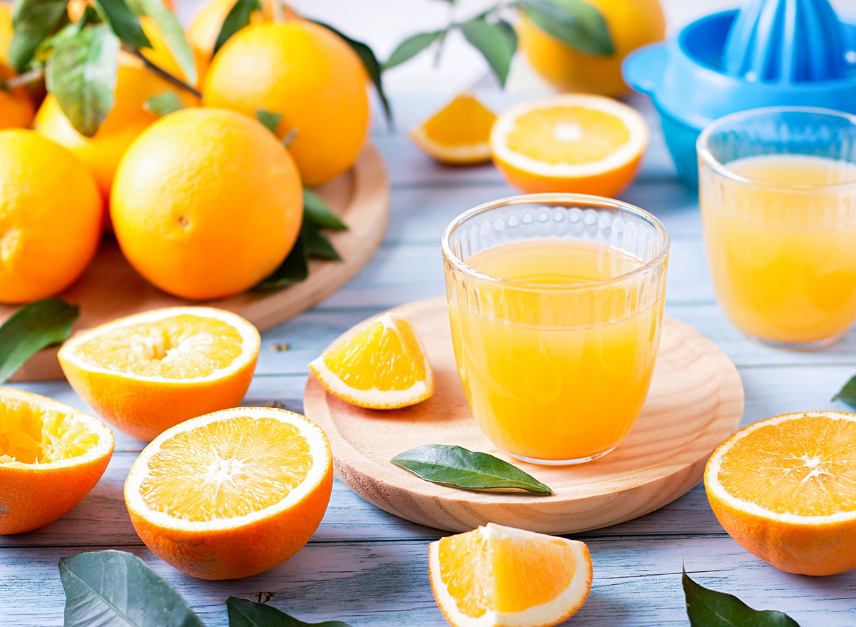 is-orange-juice-good-for-you-9-effects-of-drinking-it