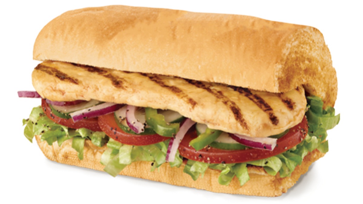 The #1 Healthiest Fast-Food Chicken Sandwich, Says Dietitian — Eat This