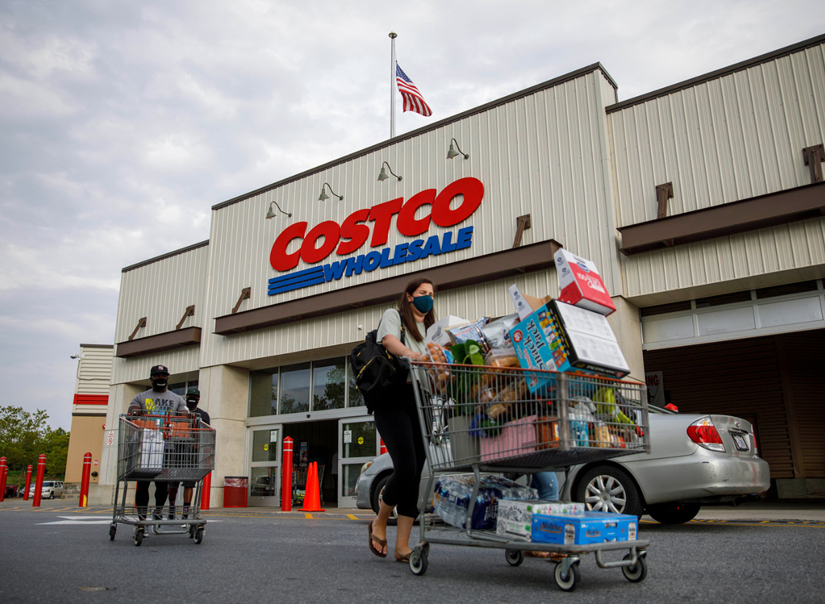 What to Know Before Ordering Costco Cakes