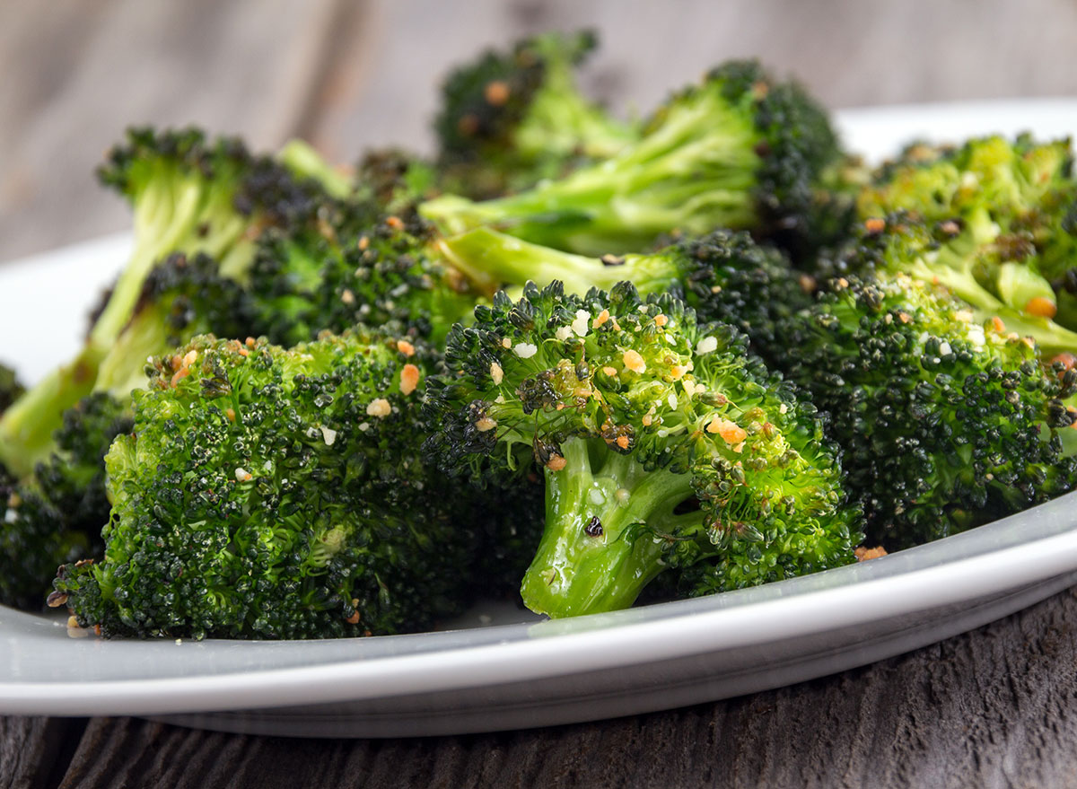 5 Best Vegetables to Lower Cholesterol, Say Dietitians — Eat This Not That