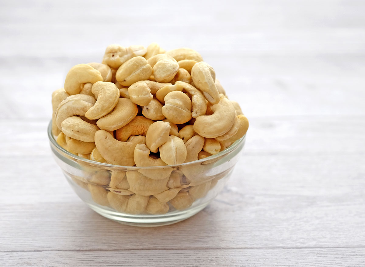 cashews glass bowl