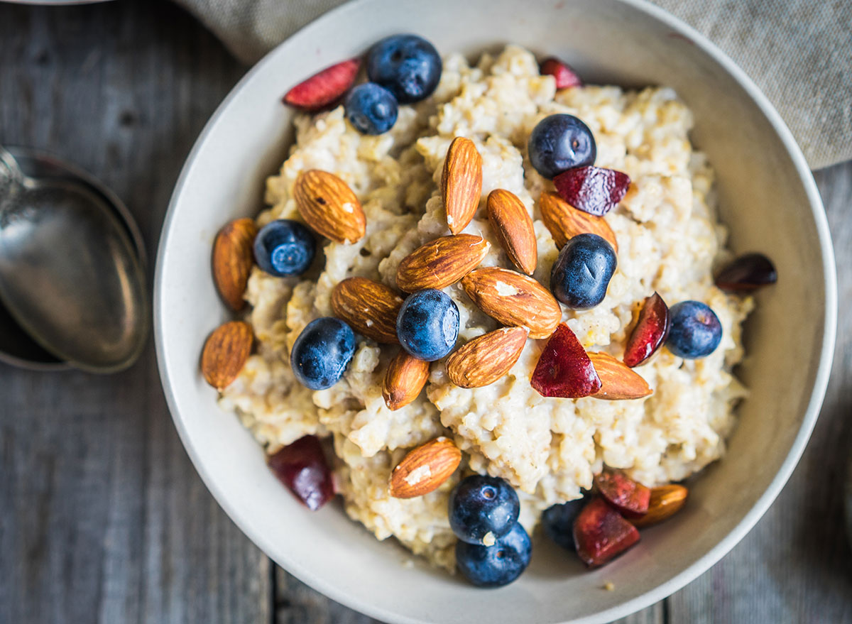 https://www.eatthis.com/wp-content/uploads/sites/4/2021/09/oatmeal.jpg?quality=82&strip=all
