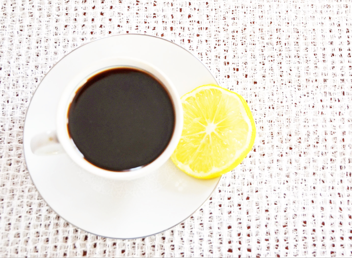 The Final Verdict On Adding Lemon Juice To Your Coffee For Weight Loss ...