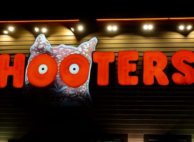 hooters