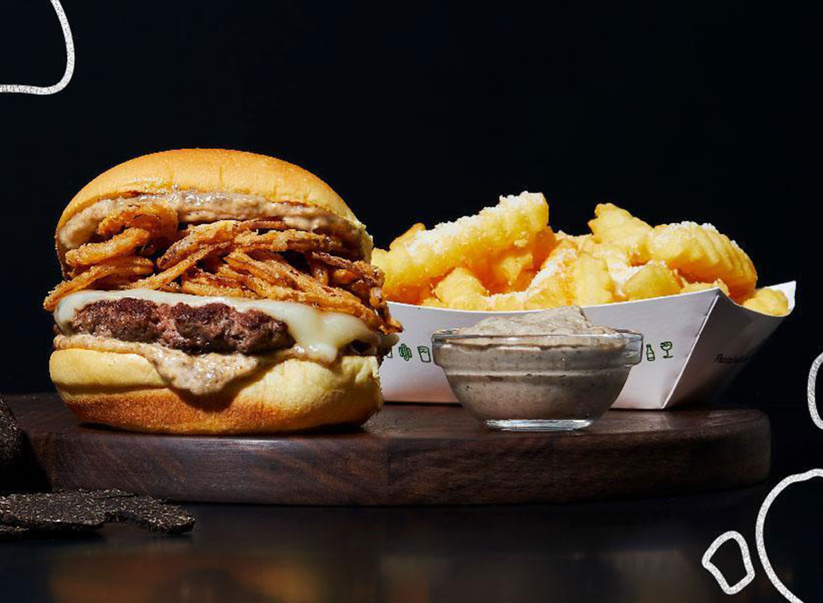 9 Secrets About Shake Shack That Might Surprise You — Eat This Not That