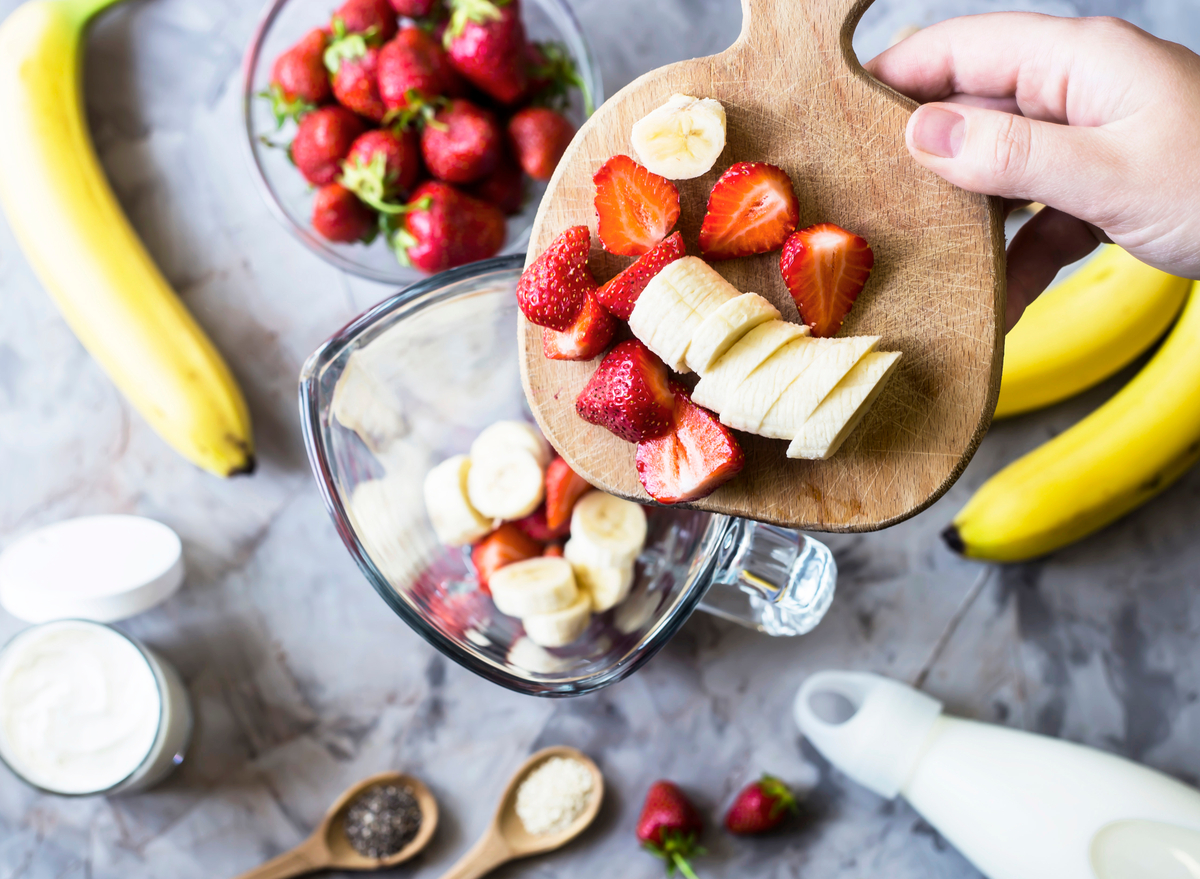 Apple banana smoothie - Caroline's Cooking