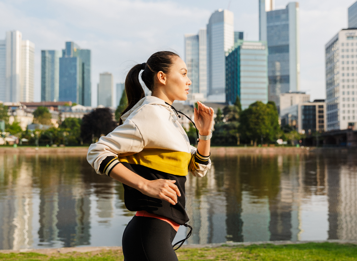 What “Plogging” Does To Your Body Makes It Such An Effective Workout — Eat This Not That