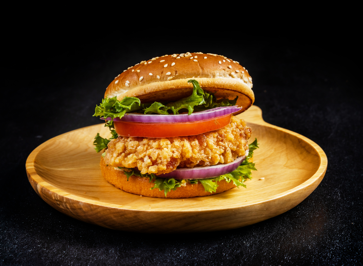 6 Unhealthiest Fast-Food Chicken Sandwiches To Avoid Right Now — Eat ...