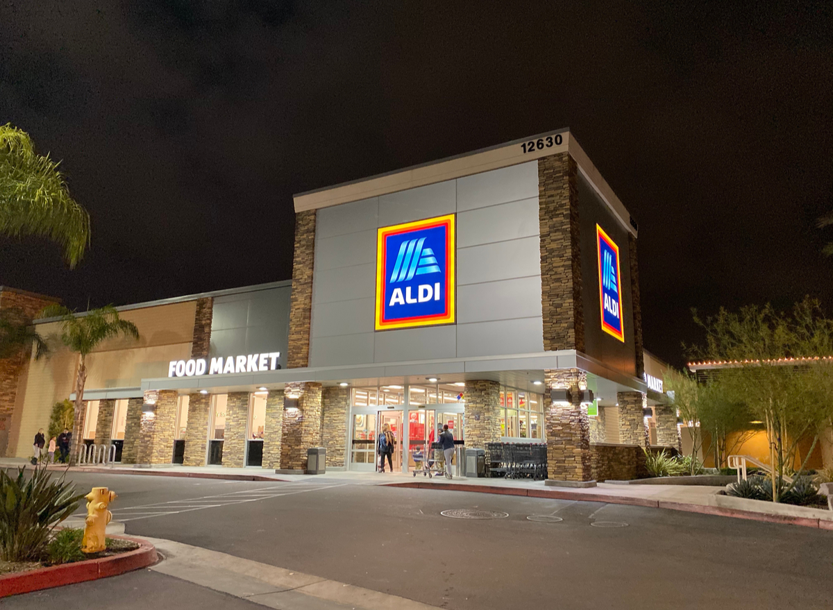 ALDI Just Reopened a Store Weeks After Closing Others Eat This