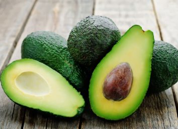 https://www.eatthis.com/wp-content/uploads/sites/4/2022/03/avocados.jpg?quality=82&strip=all&w=354&h=256&crop=1